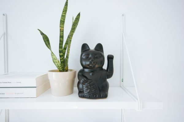 charles-deluvio-271648-unsplash